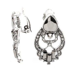 Paparazzi Glamour Gauntlet Silver Clip-on Earrings